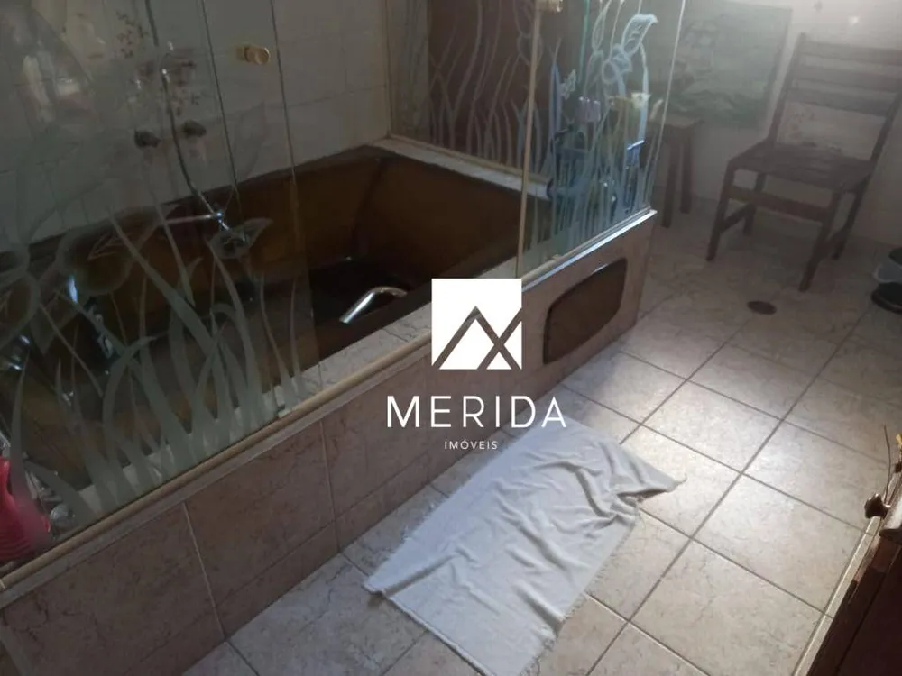 Sobrado, 3 quartos, 377 m² - Foto 2