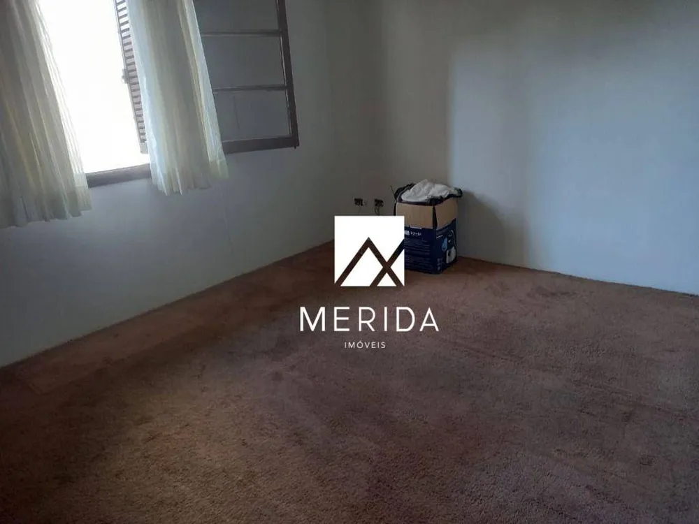 Sobrado, 3 quartos, 377 m² - Foto 1