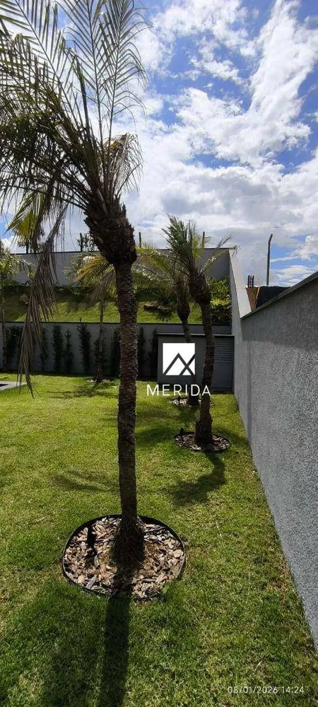 Casa, 3 quartos, 251 m² - Foto 1