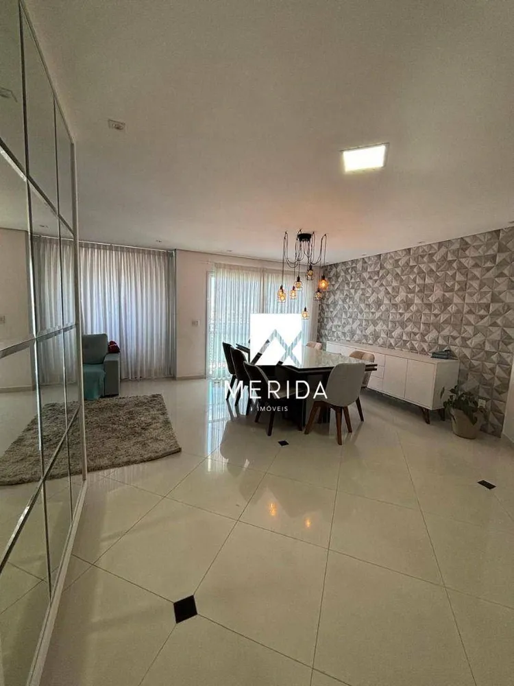 Apartamento, 4 quartos, 191 m² - Foto 2