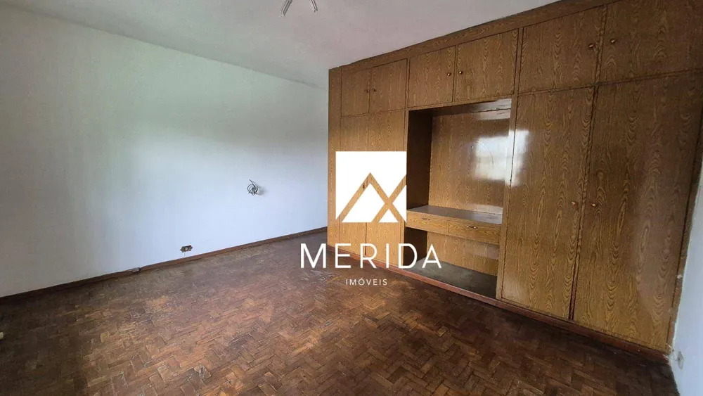 Casa, 3 quartos, 235 m² - Foto 1