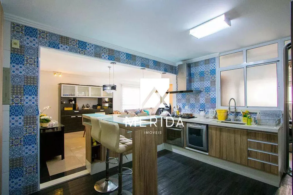 Apartamento, 3 quartos, 134 m² - Foto 1