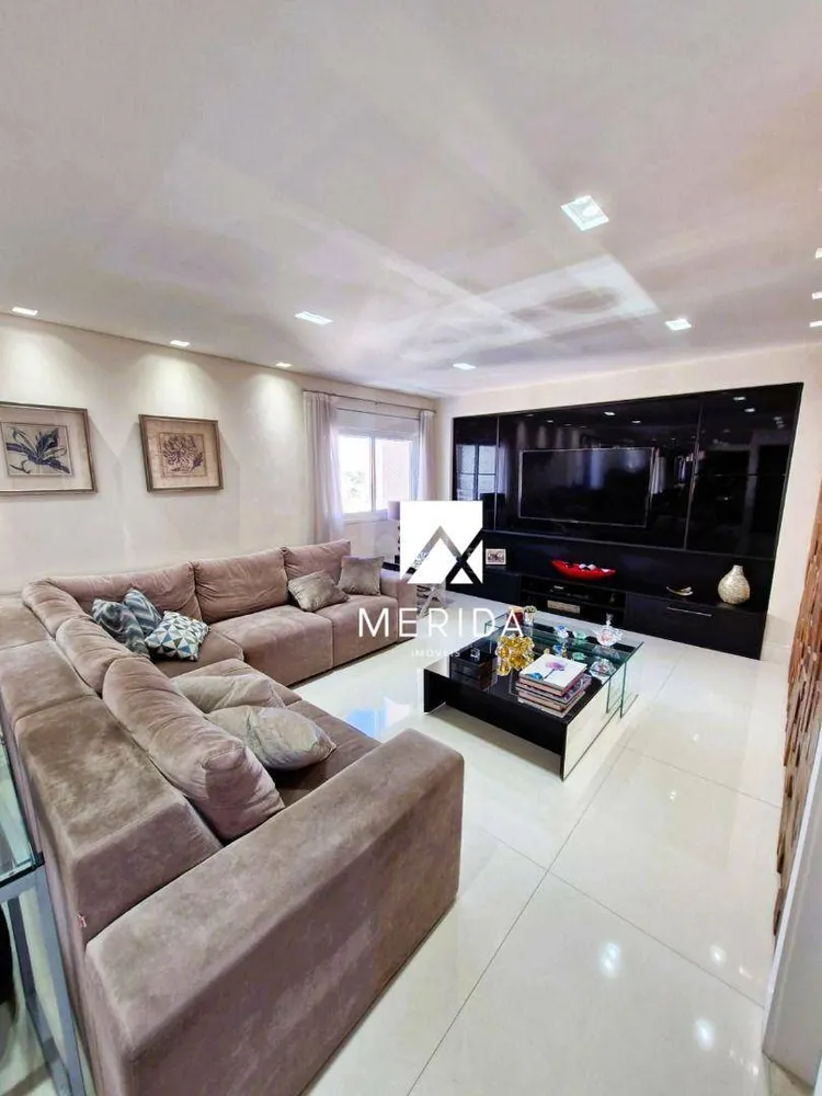 Apartamento, 3 quartos, 184 m² - Foto 2