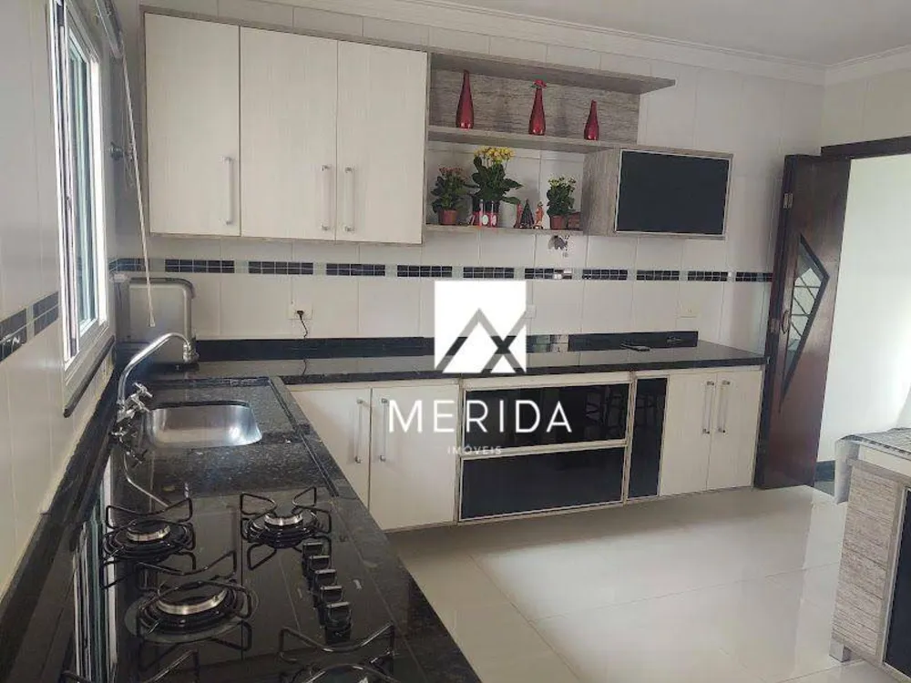 Sobrado, 3 quartos, 250 m² - Foto 1
