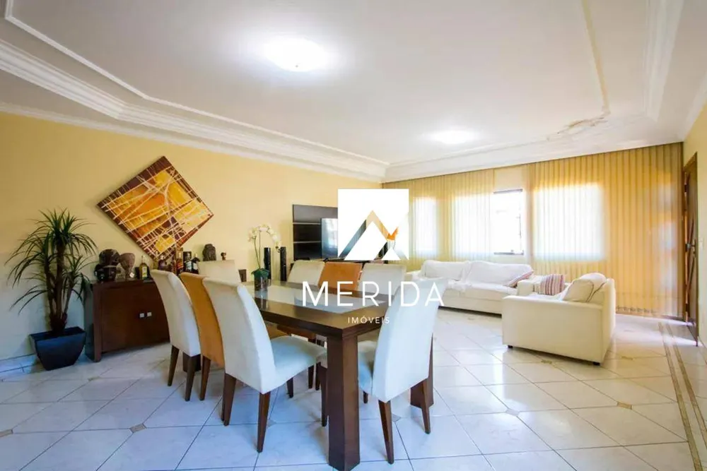 Sobrado, 3 quartos, 288 m² - Foto 1