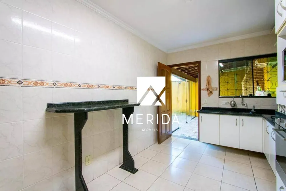 Sobrado, 3 quartos, 288 m² - Foto 3