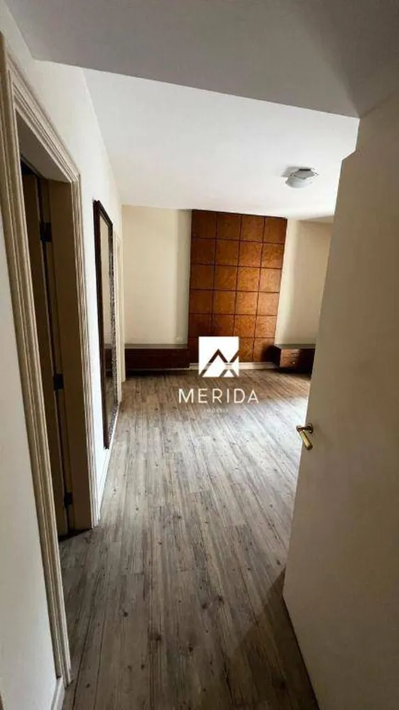 Apartamento, 3 quartos, 260 m² - Foto 4