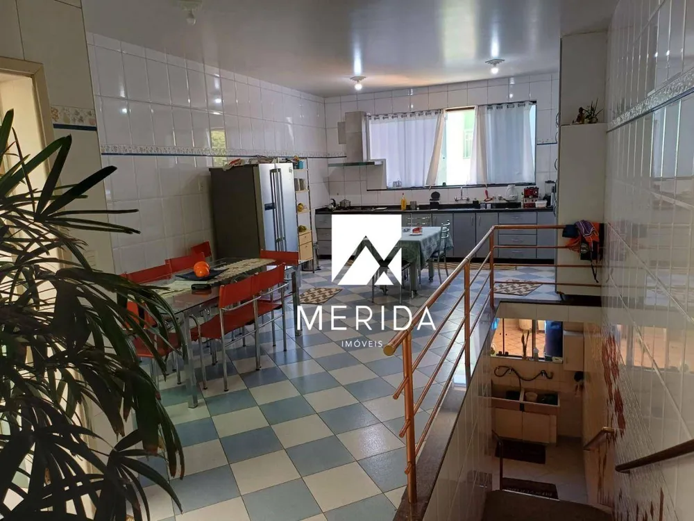 Sobrado, 3 quartos, 305 m² - Foto 2