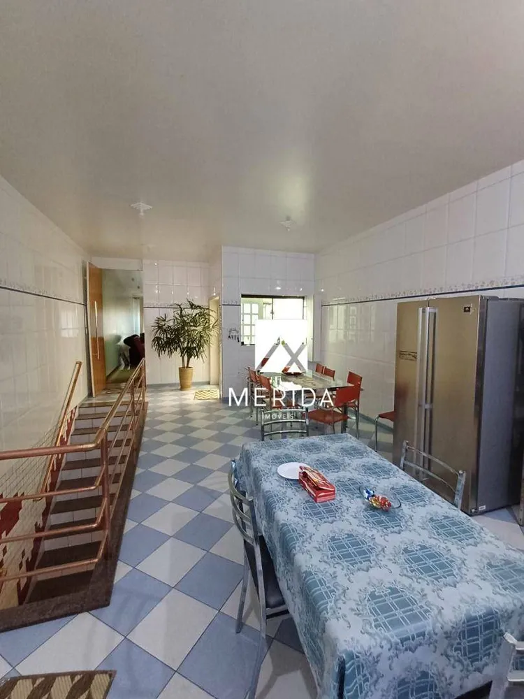 Sobrado, 3 quartos, 305 m² - Foto 3