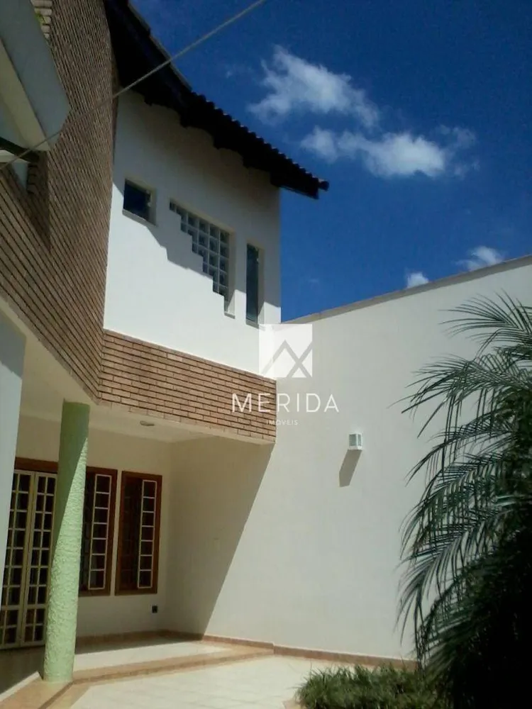 Sobrado, 3 quartos, 246 m² - Foto 3