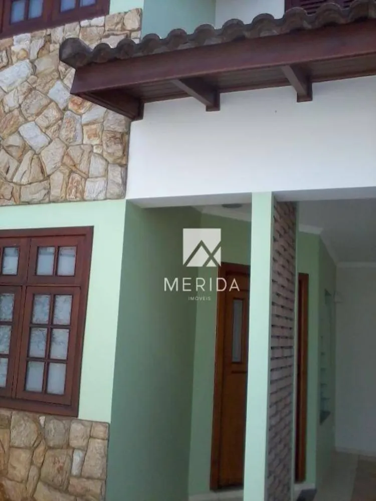 Sobrado, 3 quartos, 246 m² - Foto 4