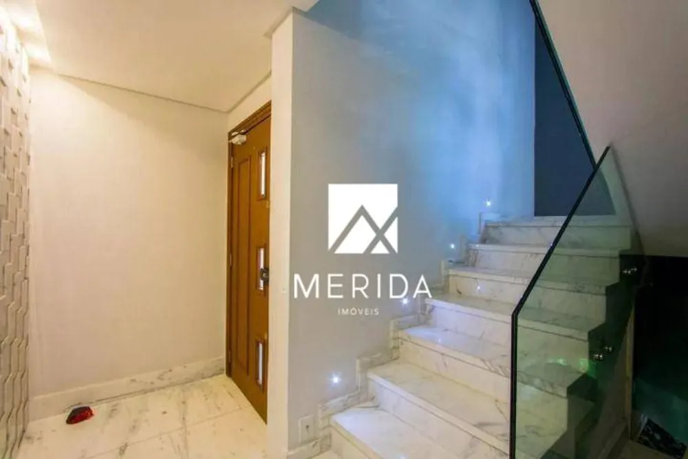 Sobrado, 3 quartos, 477 m² - Foto 2