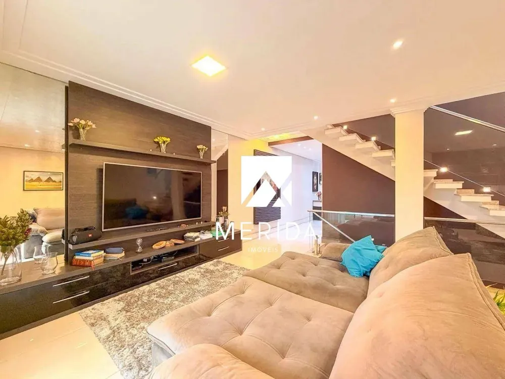 Sobrado, 4 quartos, 375 m² - Foto 1