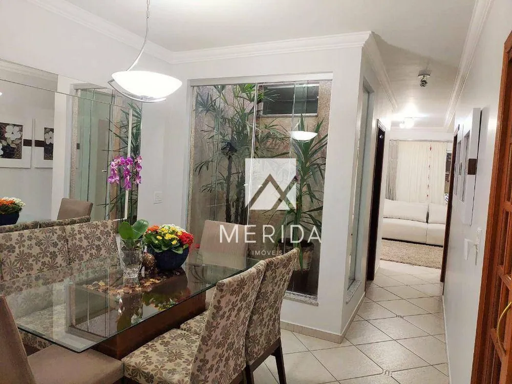 Sobrado, 3 quartos, 234 m² - Foto 1