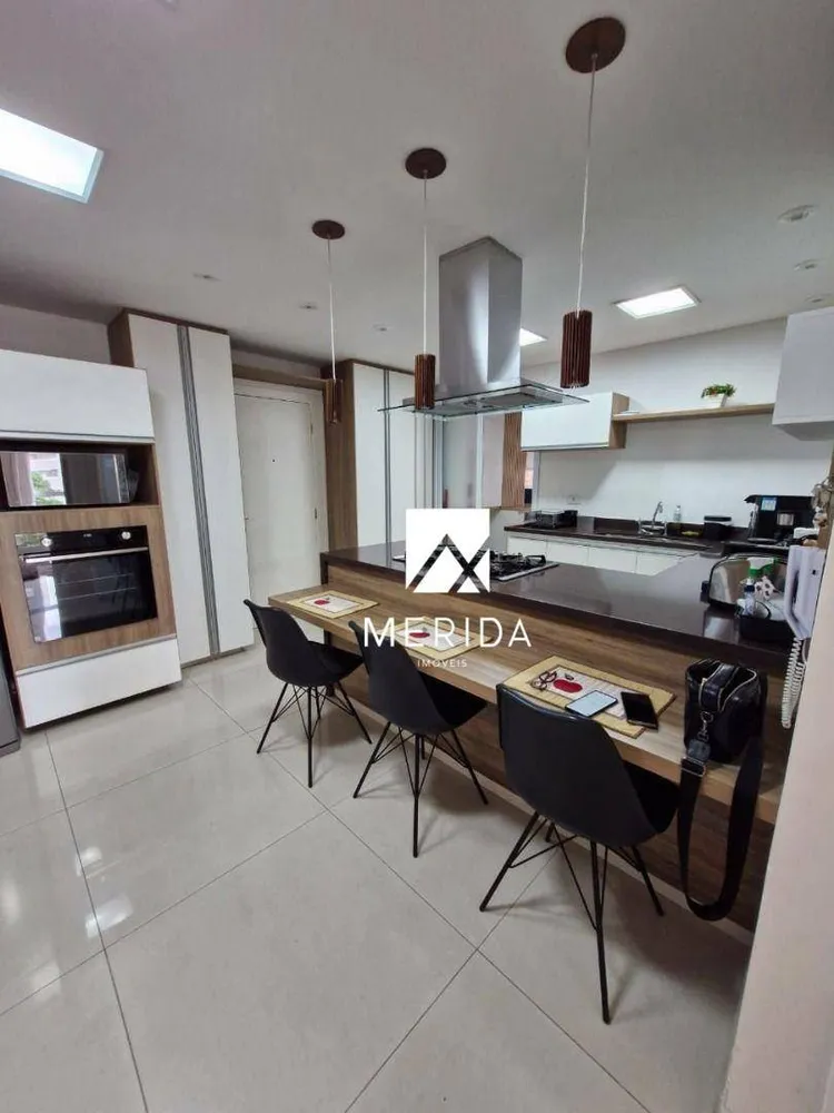 Apartamento, 3 quartos, 165 m² - Foto 1