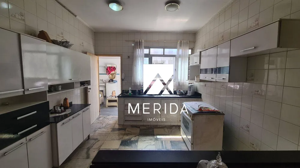 Casa, 5 quartos, 250 m² - Foto 4