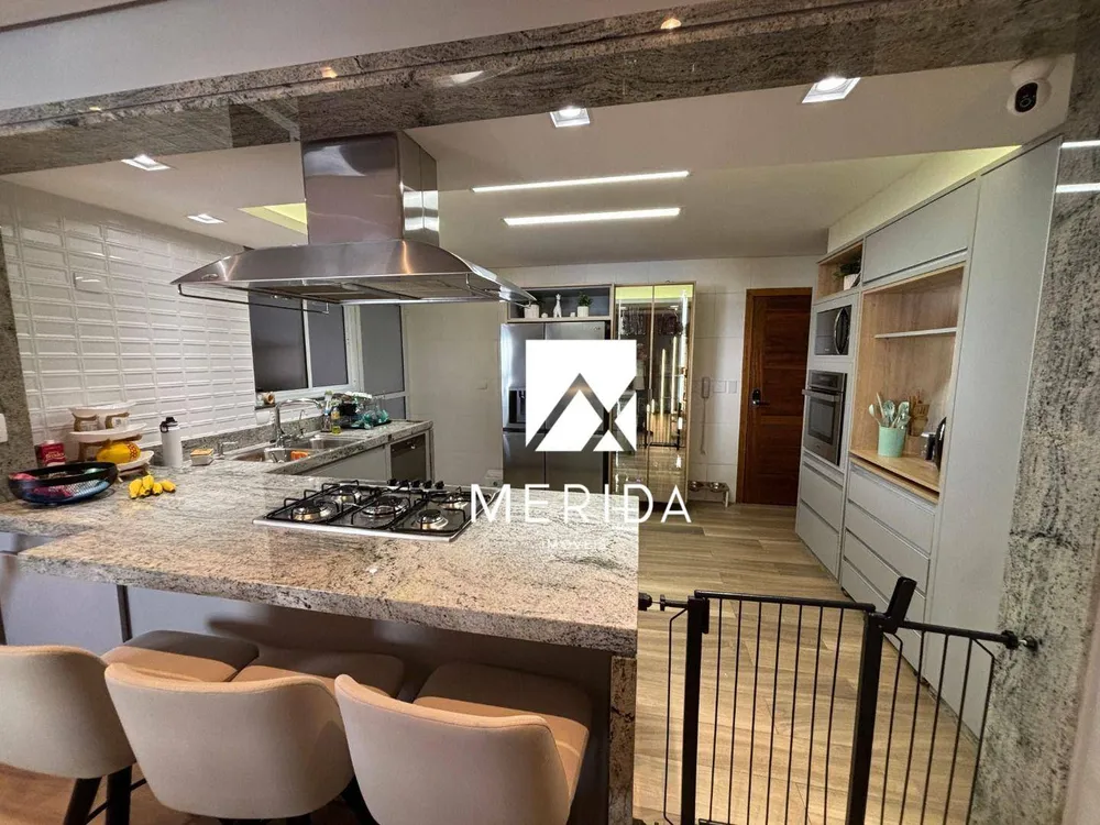 Apartamento, 3 quartos, 130 m² - Foto 1