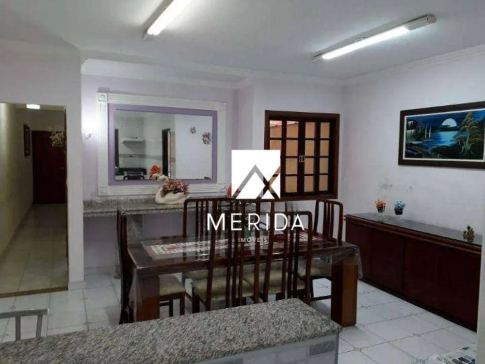 Sobrado, 3 quartos, 256 m² - Foto 2