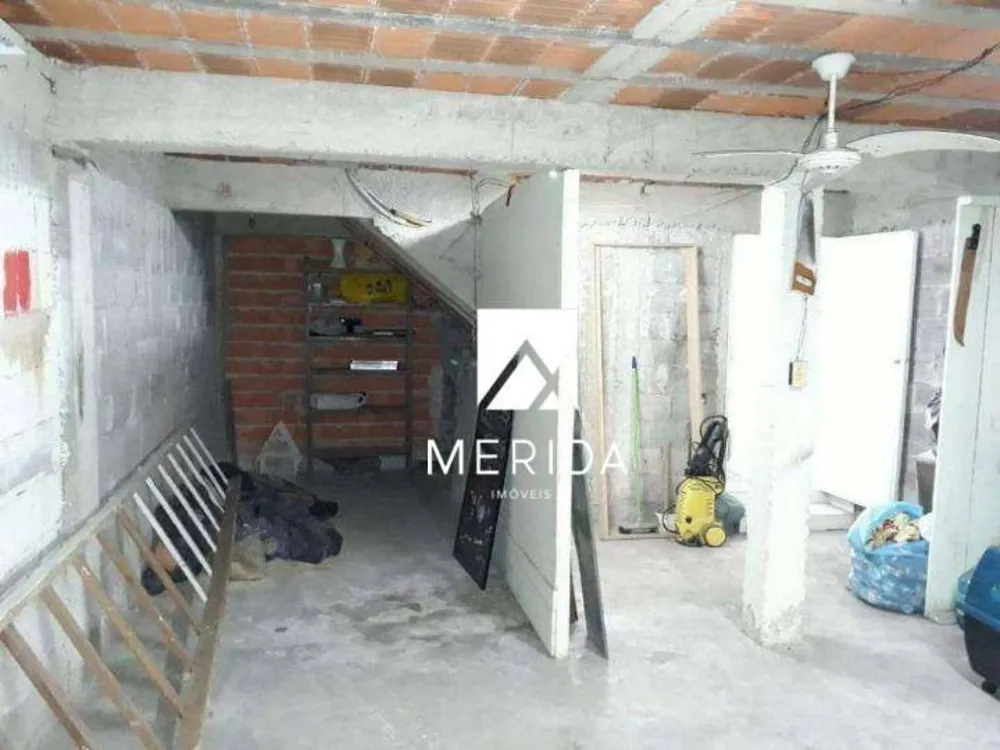 Sobrado, 3 quartos, 256 m² - Foto 11