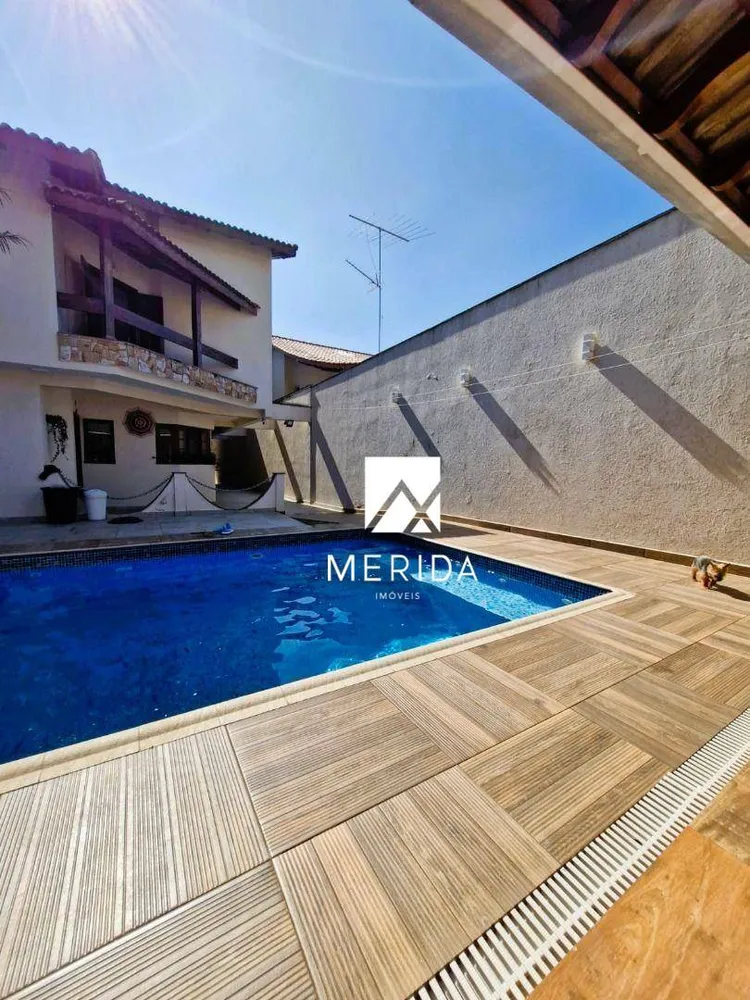 Sobrado, 4 quartos, 495 m² - Foto 1