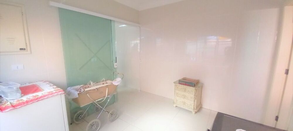 Casa à venda e aluguel com 3 quartos, 345m² - Foto 8