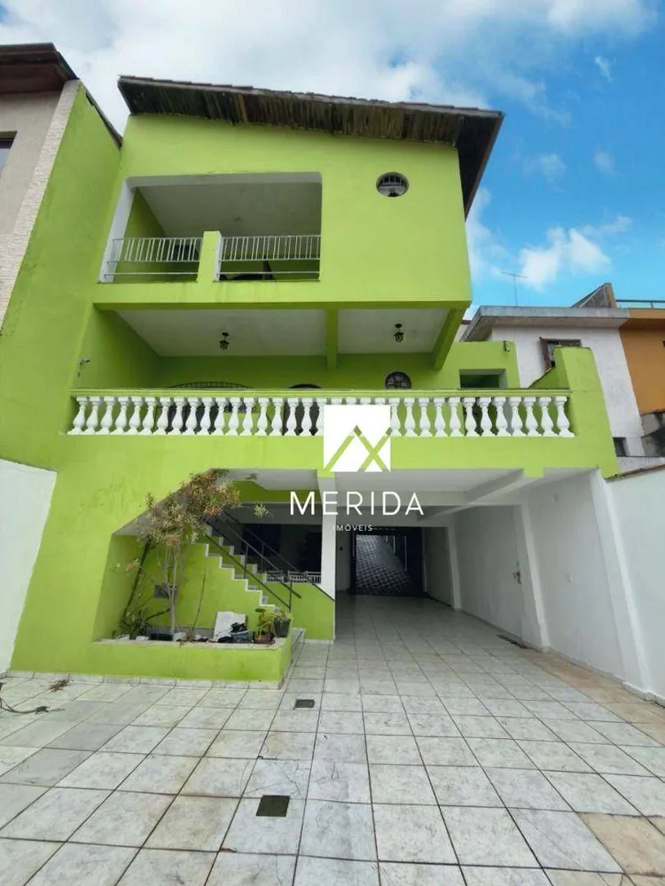Sobrado, 3 quartos, 315 m² - Foto 1