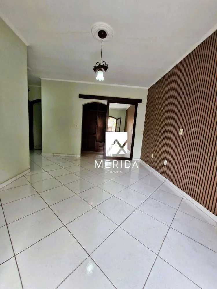 Sobrado, 4 quartos, 208 m² - Foto 2