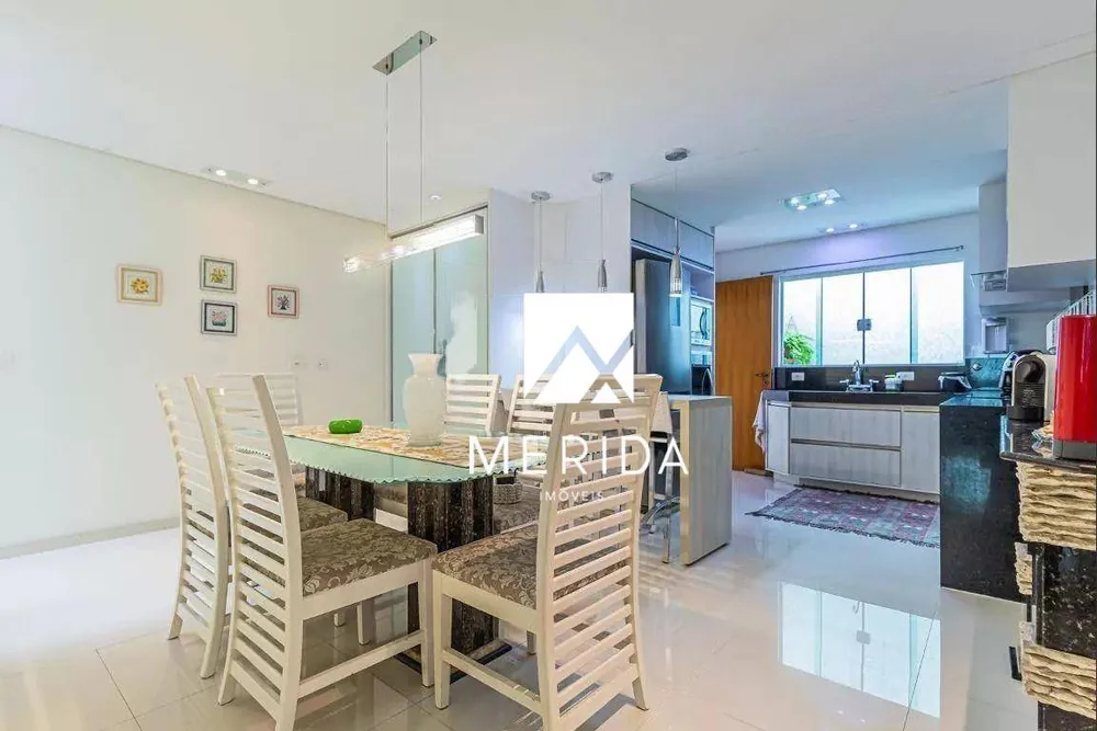 Sobrado, 3 quartos, 195 m² - Foto 2