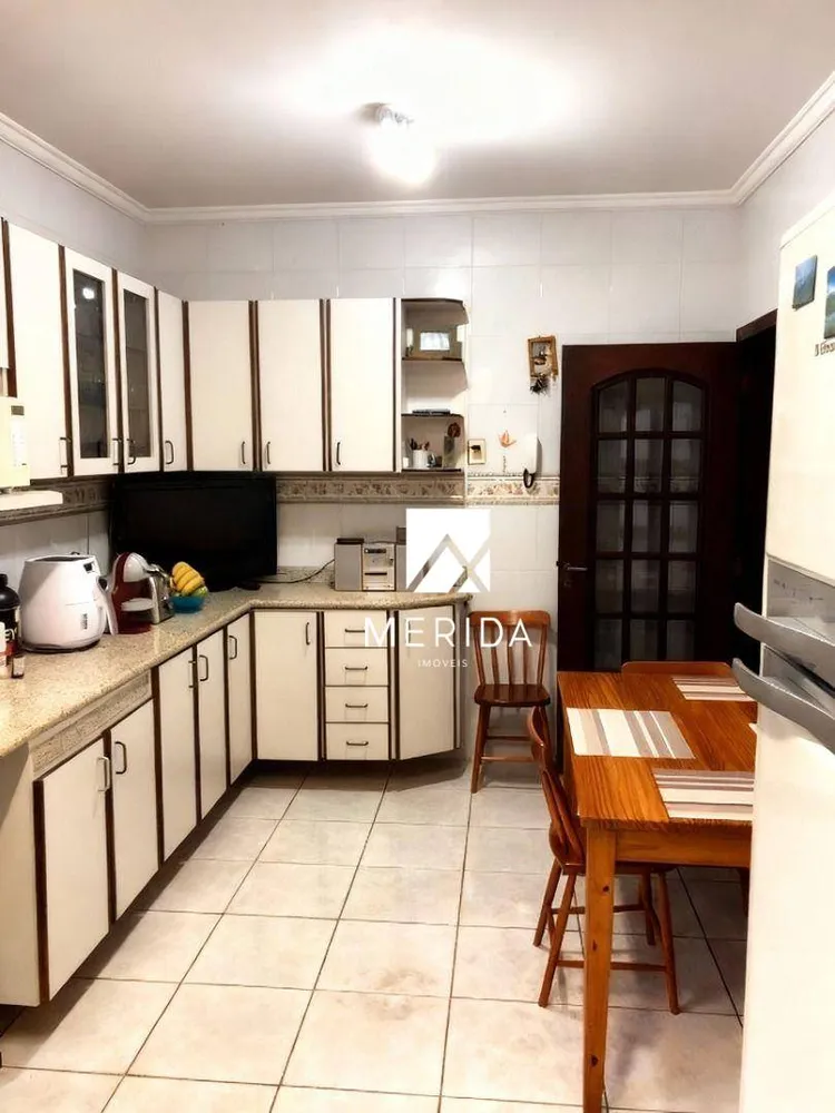 Sobrado, 3 quartos, 394 m² - Foto 6