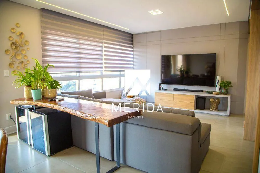 Apartamento, 4 quartos, 205 m² - Foto 1