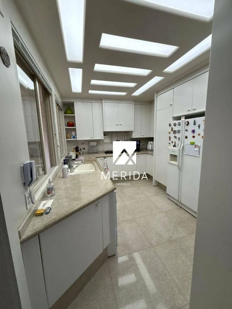 Apartamento, 4 quartos, 260 m² - Foto 1