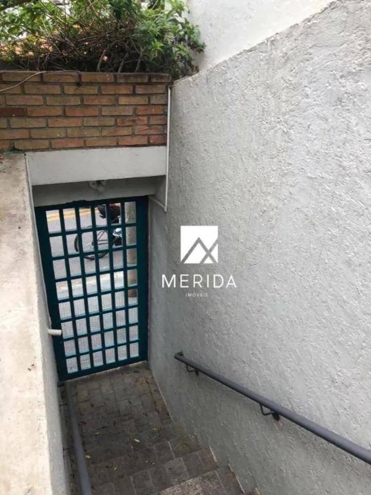 Sobrado, 8 quartos, 240 m² - Foto 16