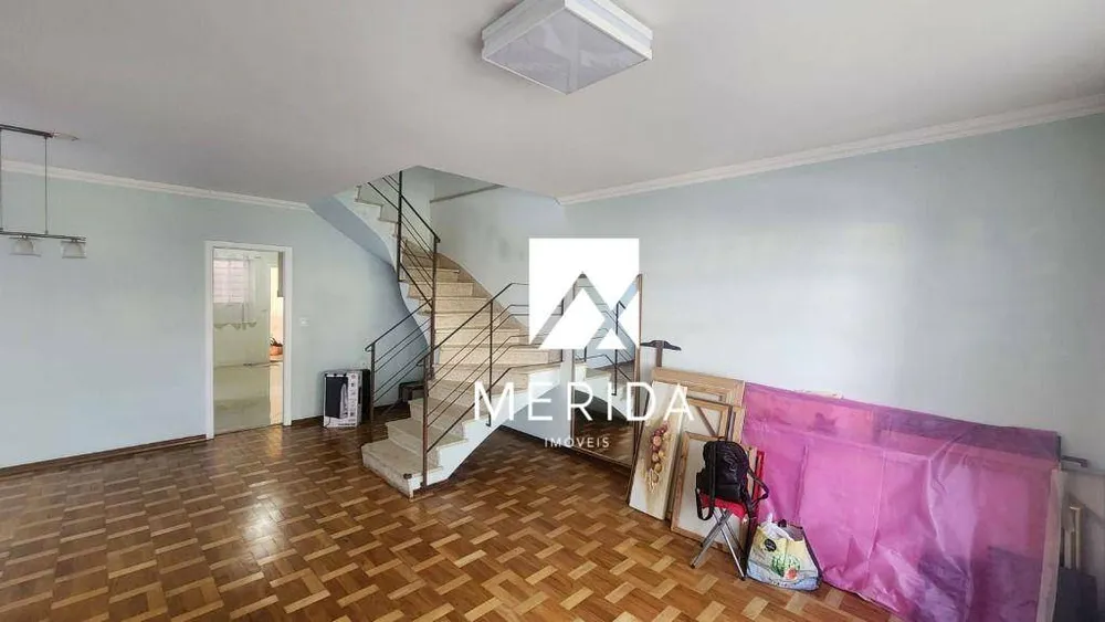 Sobrado, 4 quartos, 215 m² - Foto 2