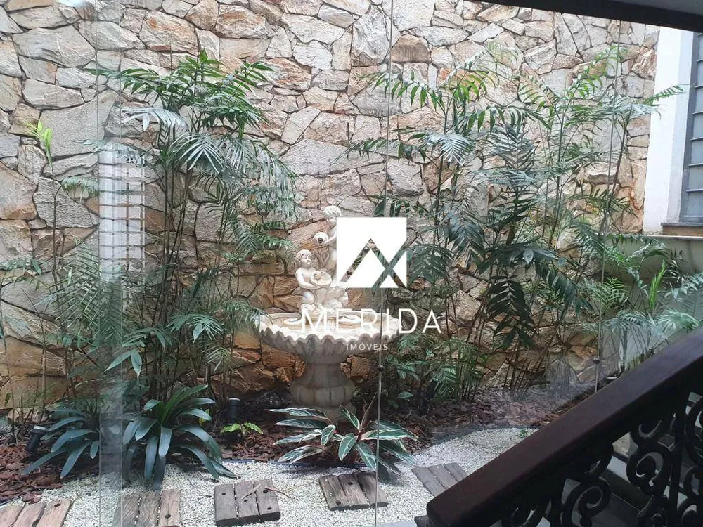 Sobrado, 5 quartos, 566 m² - Foto 1