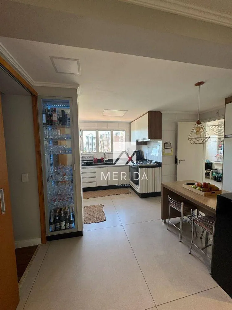 Apartamento, 3 quartos, 132 m² - Foto 10