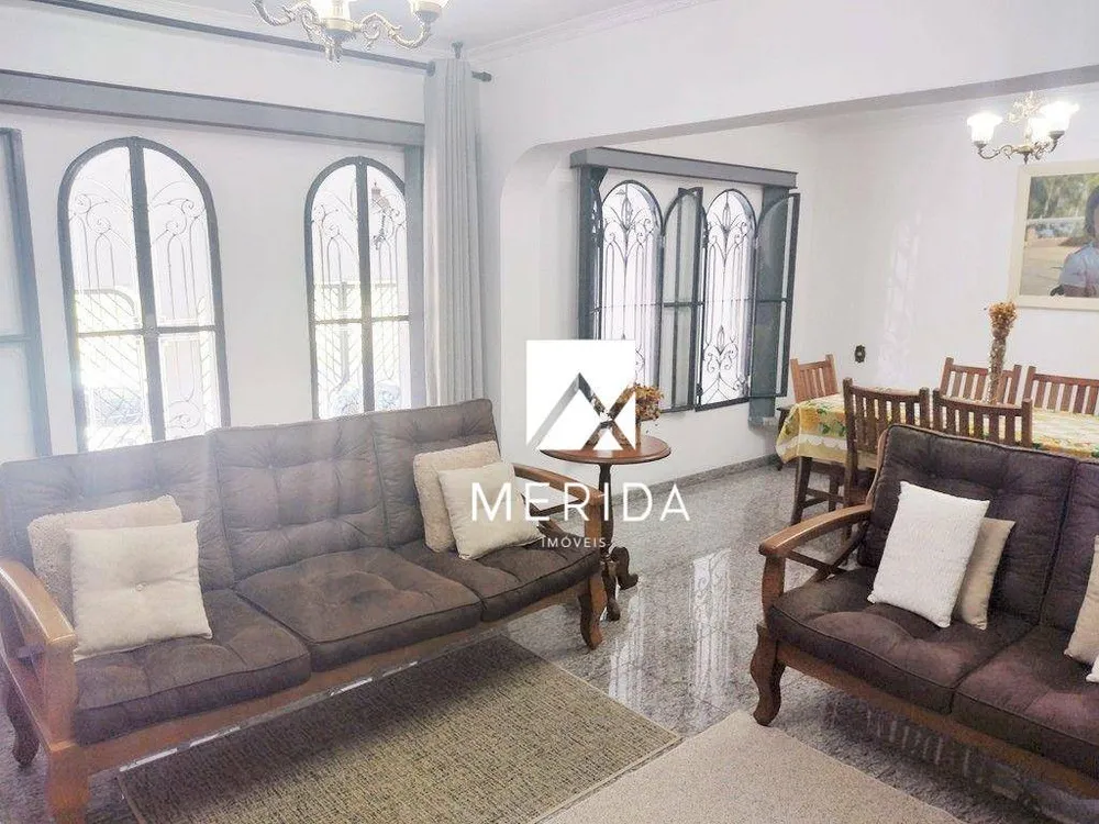 Sobrado, 4 quartos, 256 m² - Foto 1