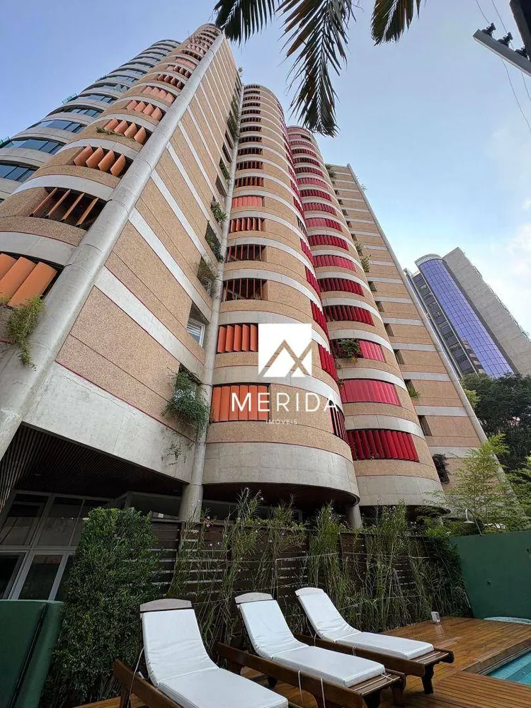 Apartamento, 3 quartos, 205 m² - Foto 1