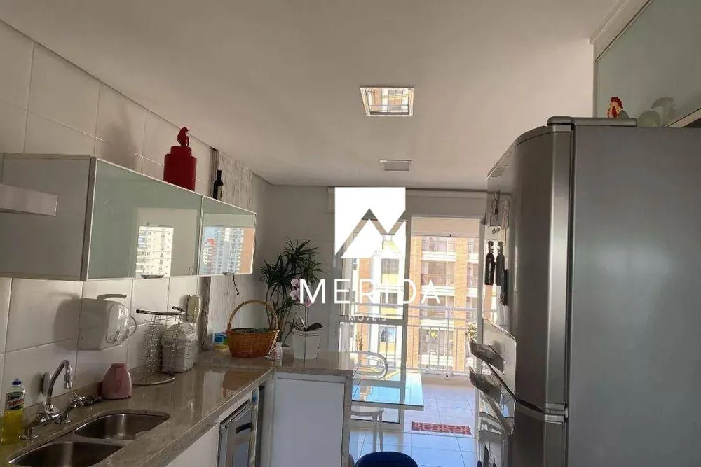 Apartamento, 3 quartos, 184 m² - Foto 2