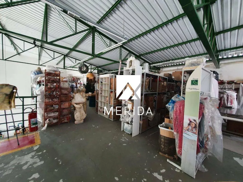 Depósito-Galpão, 930 m² - Foto 2