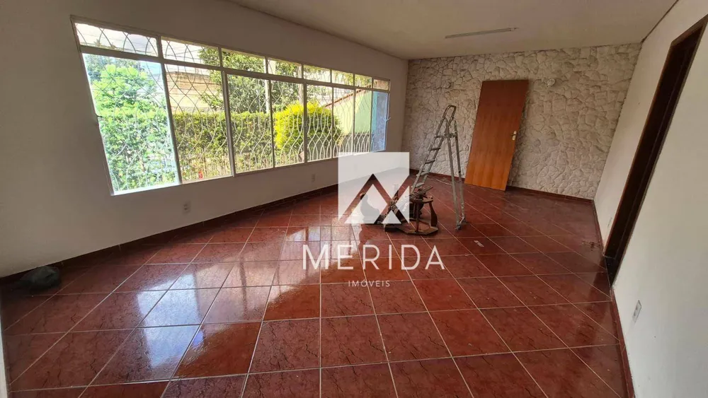 Casa, 7 quartos, 231 m² - Foto 3