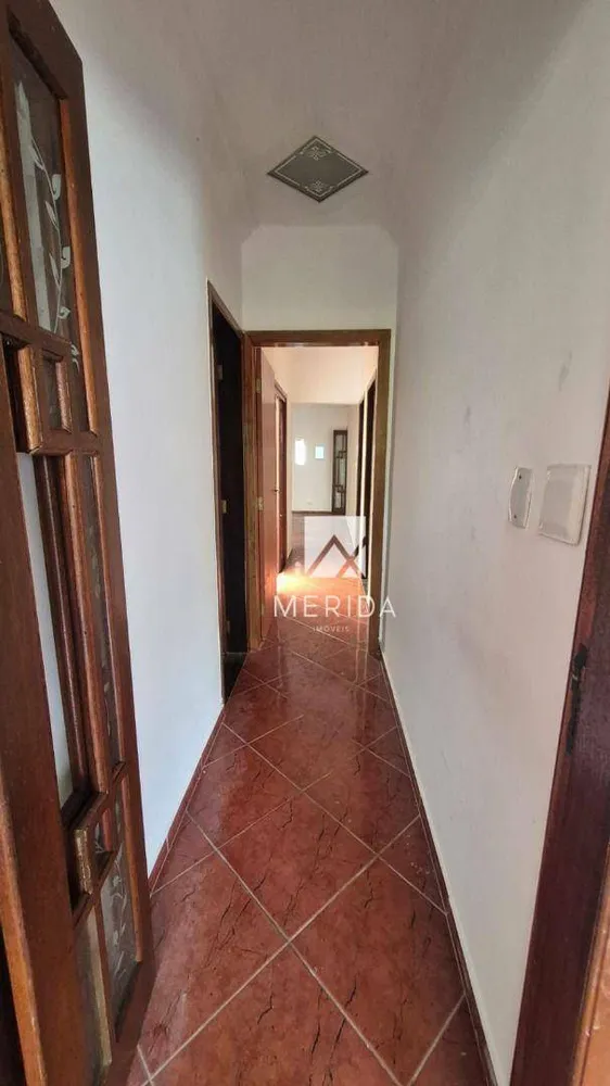 Casa, 7 quartos, 231 m² - Foto 4