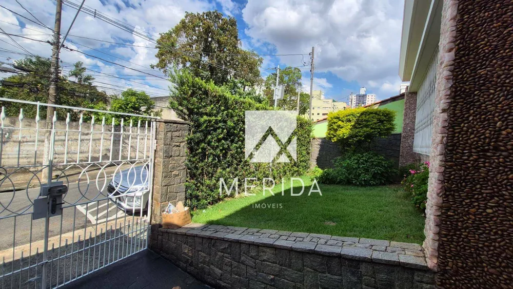 Casa, 7 quartos, 231 m² - Foto 2