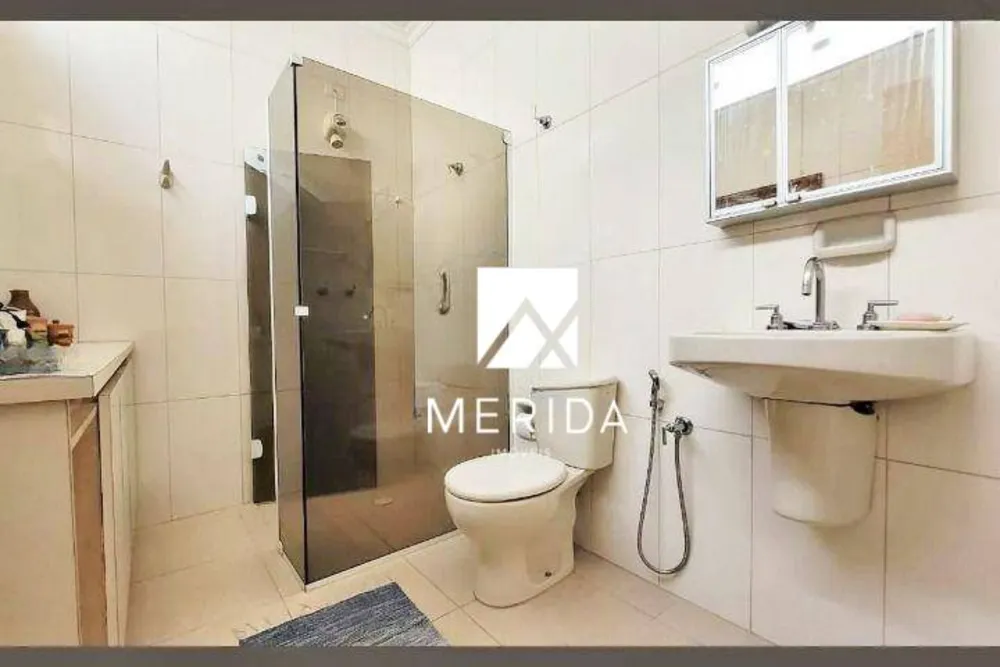 Sobrado, 3 quartos, 263 m² - Foto 1
