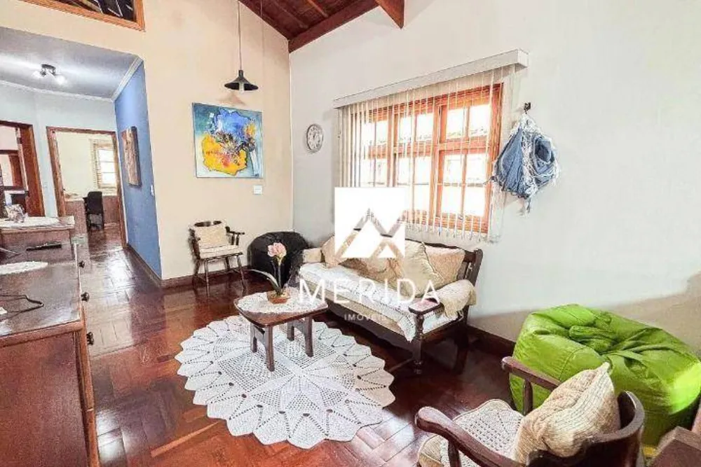Sobrado, 4 quartos, 338 m² - Foto 1
