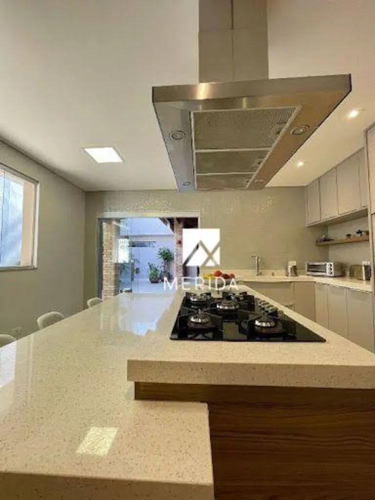 Sobrado, 3 quartos, 316 m² - Foto 3