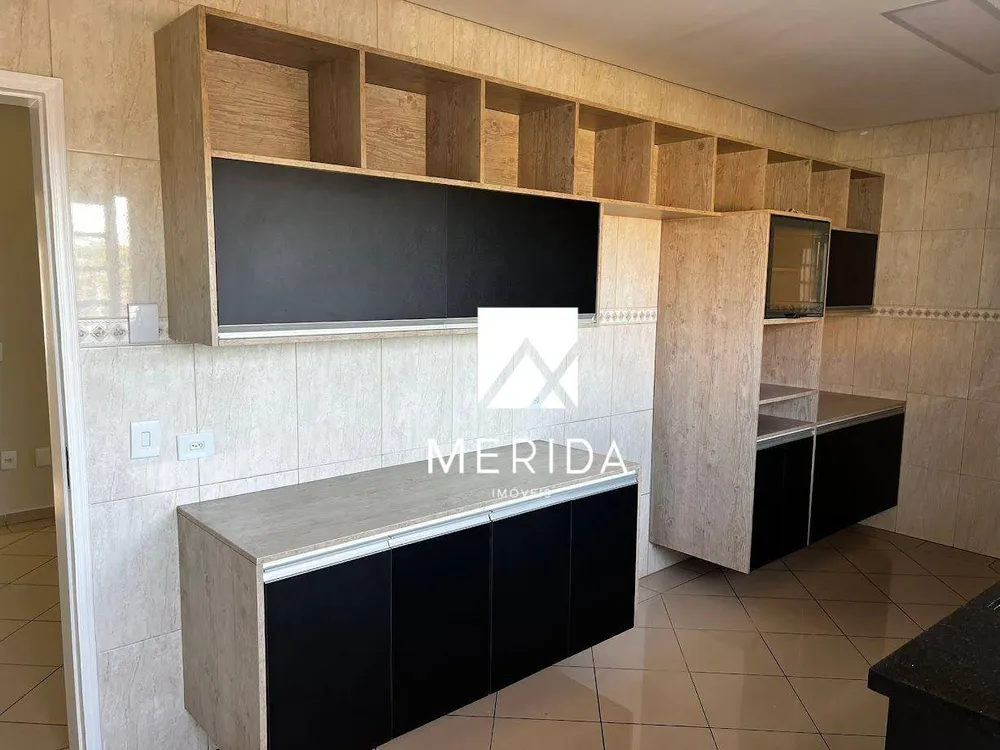 Sobrado, 4 quartos, 360 m² - Foto 2