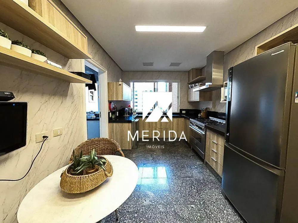 Apartamento, 3 quartos, 260 m² - Foto 4