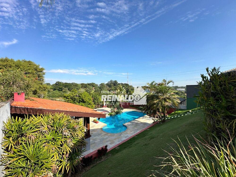 Casa de Condomínio à venda com 3 quartos, 268m² - Foto 2