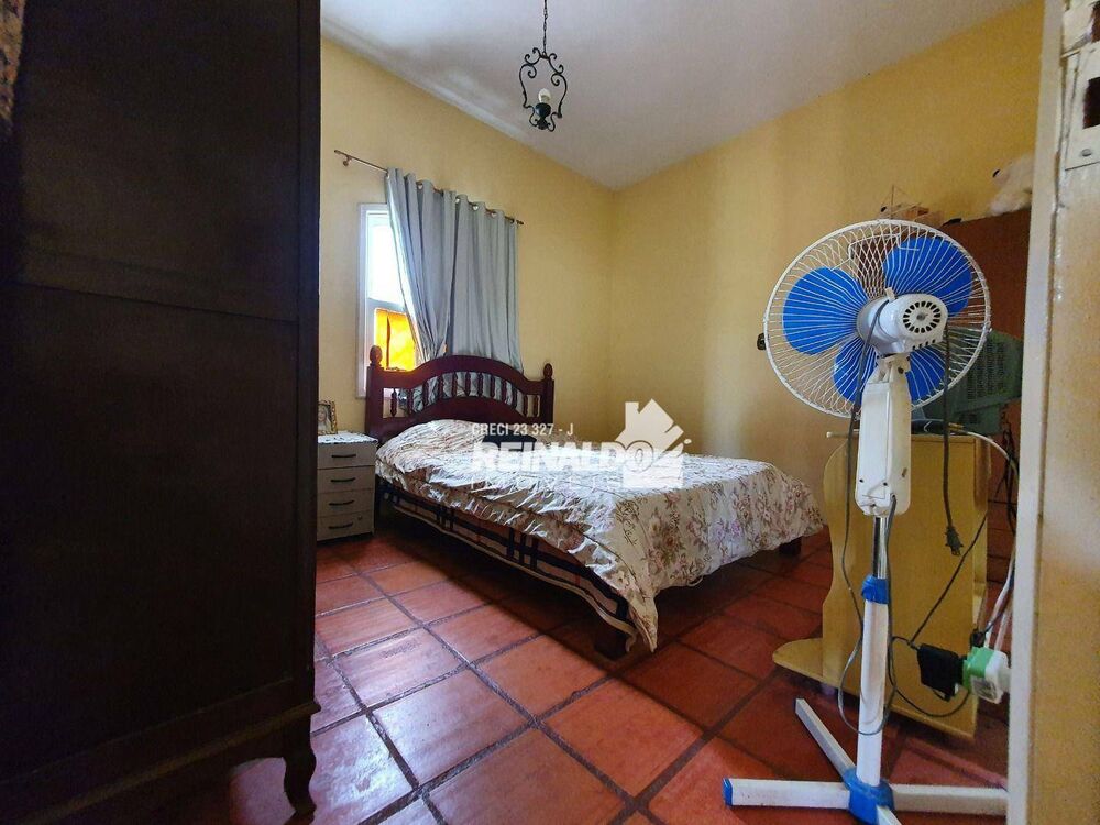 Chácara à venda com 2 quartos, 327m² - Foto 6