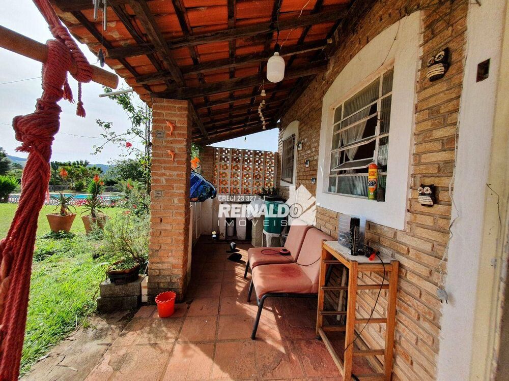 Chácara à venda com 2 quartos, 327m² - Foto 9